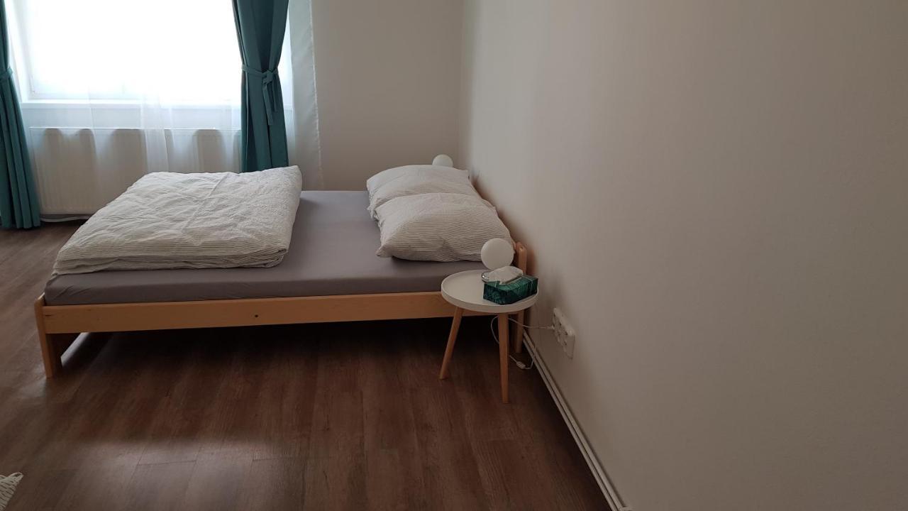 Apartman Pod Zamkem Дечин Екстериор снимка