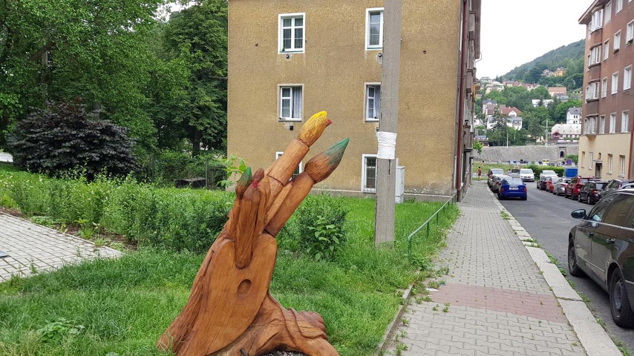 Apartman Pod Zamkem Дечин Екстериор снимка