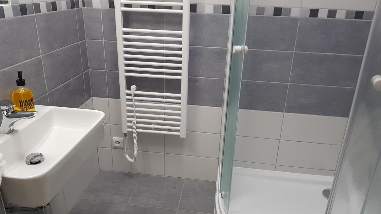 Apartman Pod Zamkem Дечин Екстериор снимка